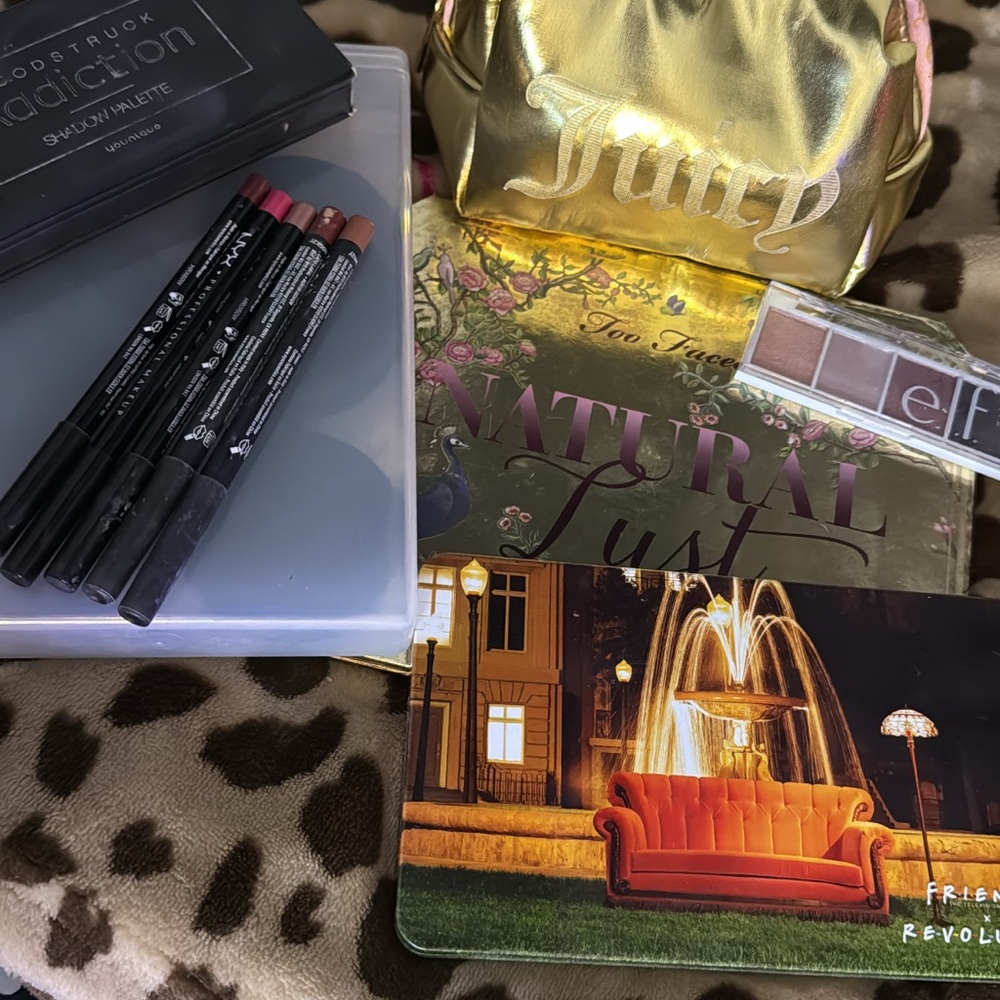 Makeup bundle